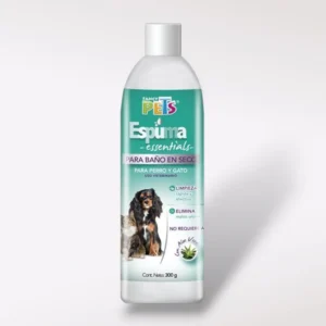 Espuma Essentials para baño en seco de mascotas, marca Fancy Pets. Producto sin enjuague para perros y gatos, con aloe vera, diseñado para limpiar, desodorizar y suavizar el pelaje en situaciones especiales. envase con 300gr.