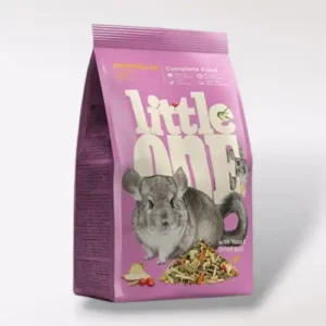Bolsa de alimento balanceado para chinchillas Little One. Presentaciones de 900g y 2.3kg. Ingredientes naturales y fórmula completa.