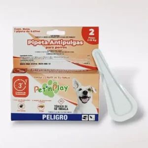 Caja con pipeta antipulgas Pet’n Play para perros de 2 a 10kg. Contiene una dosis de 0.67 mL. Protege contra pulgas, garrapatas, piojos y ácaros.