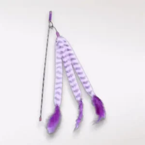 Juguete caña oruga Fancy Pets para gato es ideal para estimular el instinto de caza y el ejercicio felino